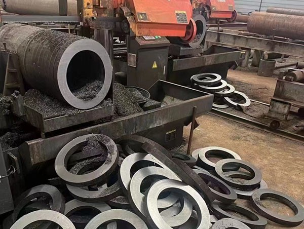 42crmo合金钢管可零切 厚壁薄壁无缝合金管